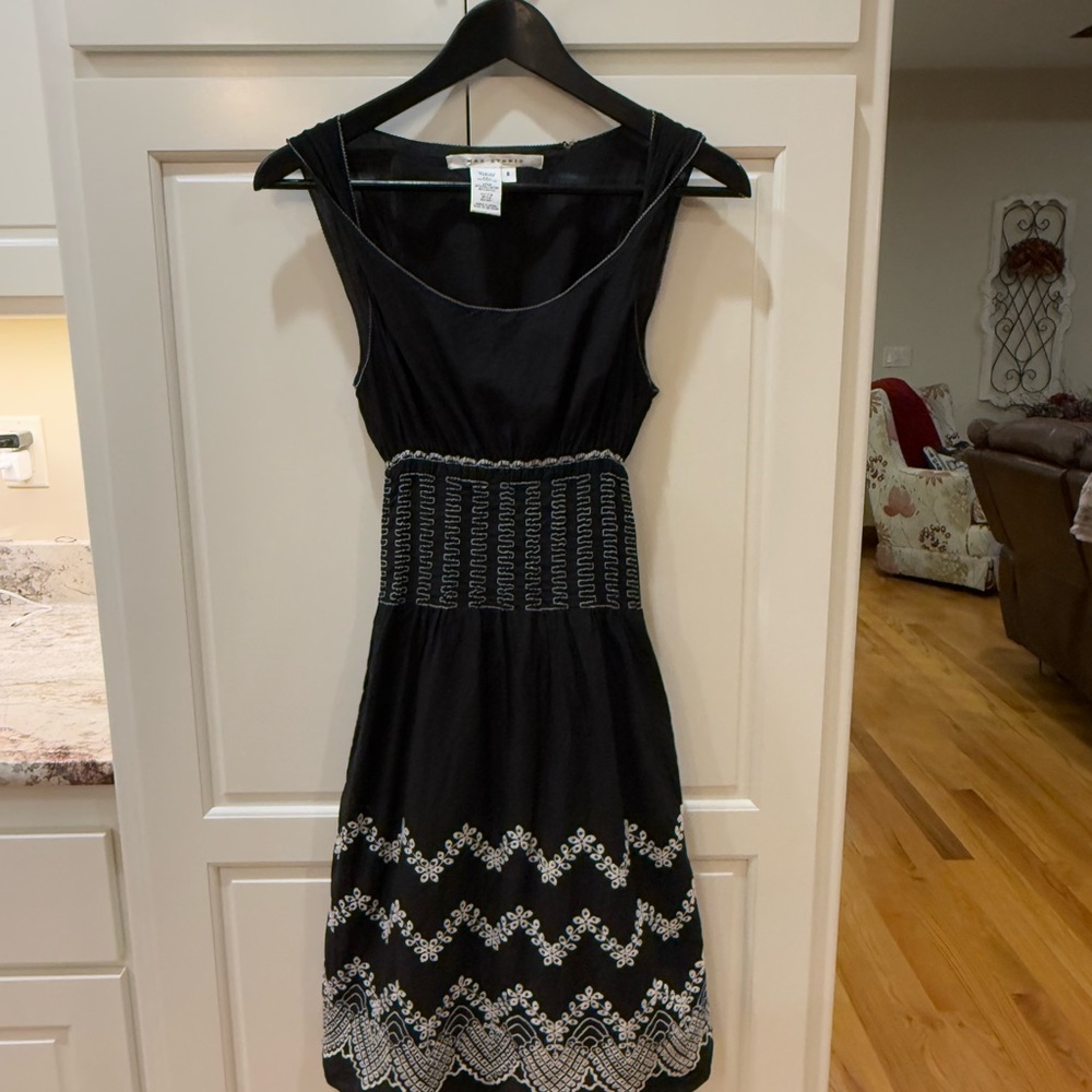 Elegant Black Dress with White Embroidery
